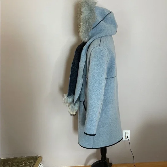 Gorgeous Blue Fur-Trimmed Puffer Coat - Picture 3 of 8